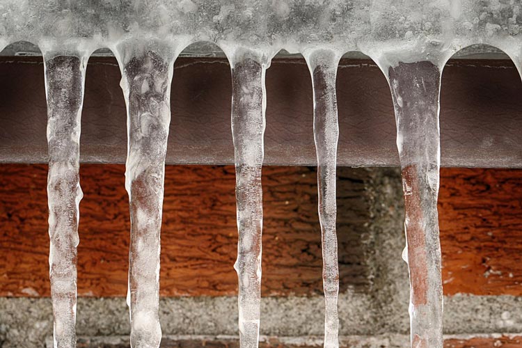 How Ice Dams And Frozen Pipes Are Detrimental To Your Home